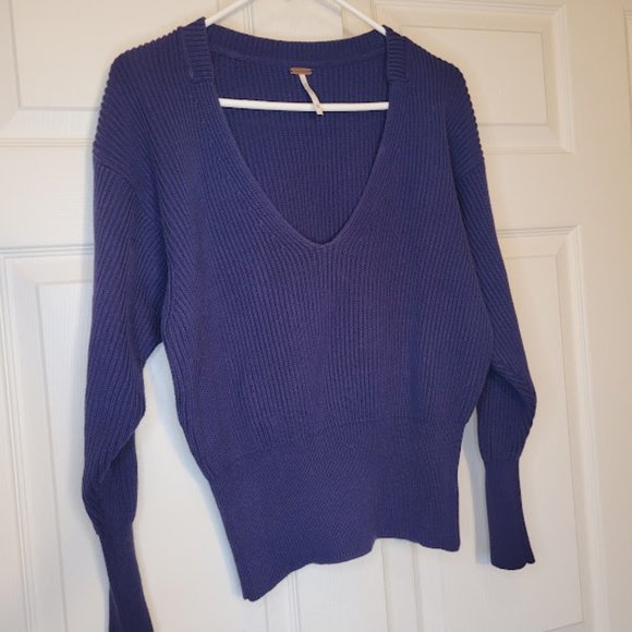 SOLD: Free People Allure Pullover V Knit Sweater Oversize Baggy XS Anthro Vibe - Picture 2 of 9